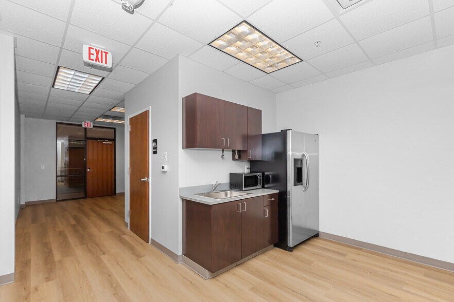 More Photos Of 8801 Fast Park Dr, Raleigh Office For Lease