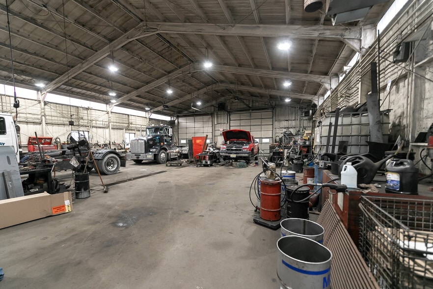 More Photos Of 56 US 46 Hwy, Columbia Distribution For Lease