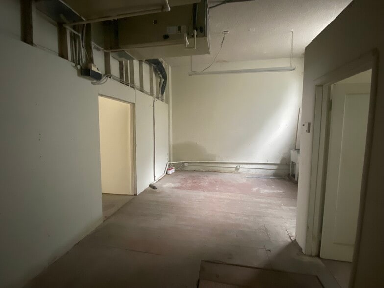 More Photos Of 423-427 S Bascom Ave, San Jose Unknown For Lease