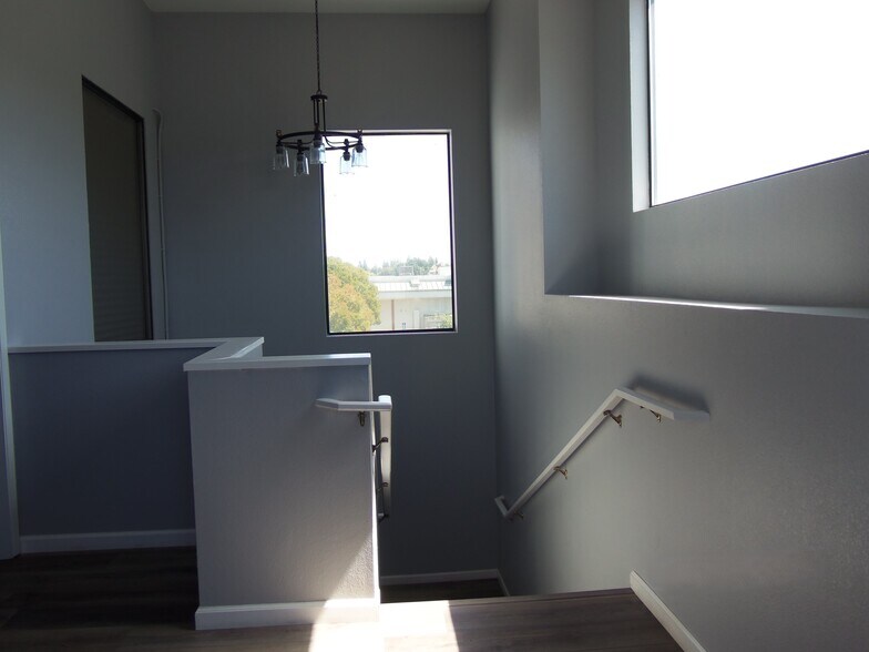 More Photos Of 16175 Monterey Rd, Morgan Hill Medical For Lease