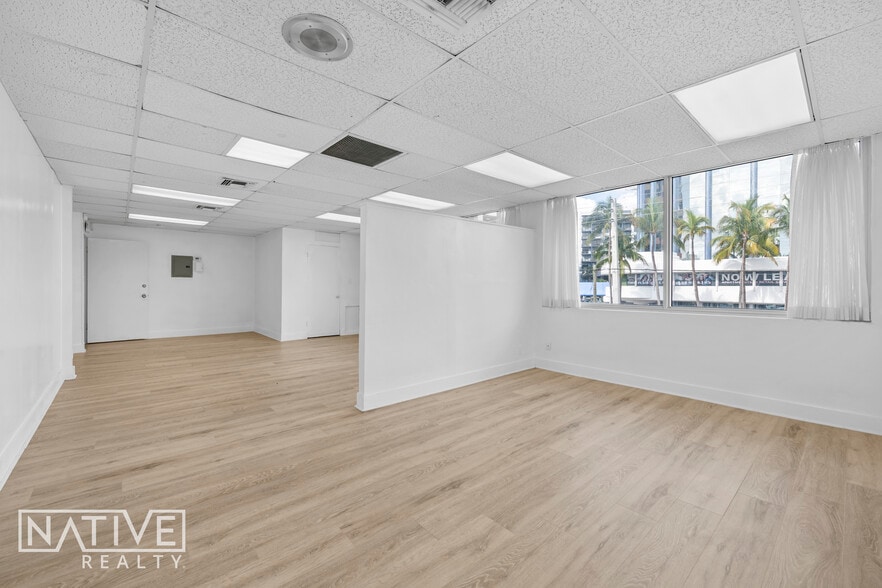 More Photos Of 2132-2200 E Oakland Park Blvd, Fort Lauderdale Office For Lease
