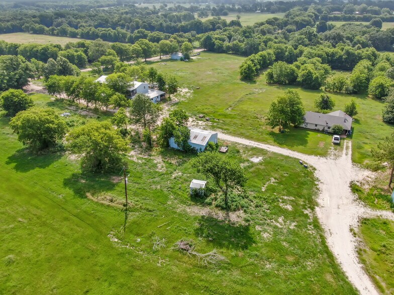 More Photos Of 880 Tafelski Rd, New Waverly Land For Sale