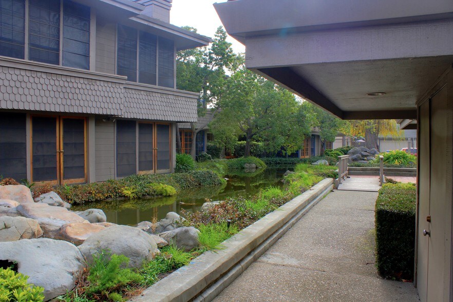 More Photos Of 1919 Grand Canal Blvd, Stockton Office For Sale