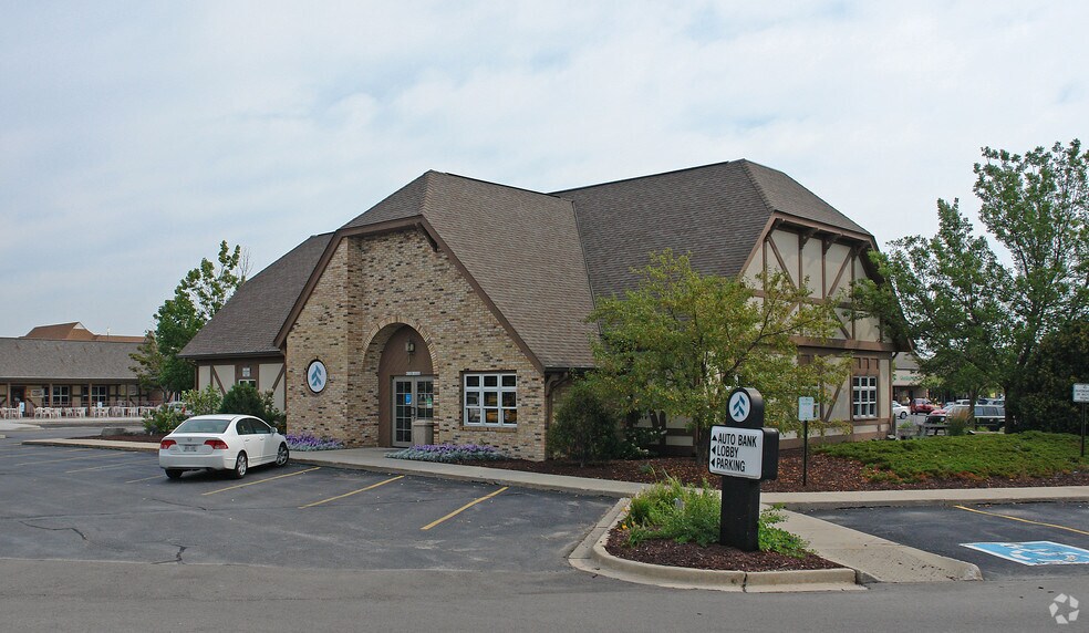 More Photos Of N112W16200-N112W16344 Mequon Rd, Germantown Unknown For Lease