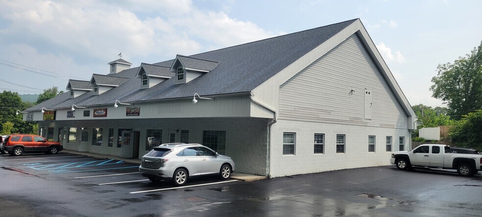 Primary Photo Of 187 Route 209, Wurtsboro Freestanding For Lease