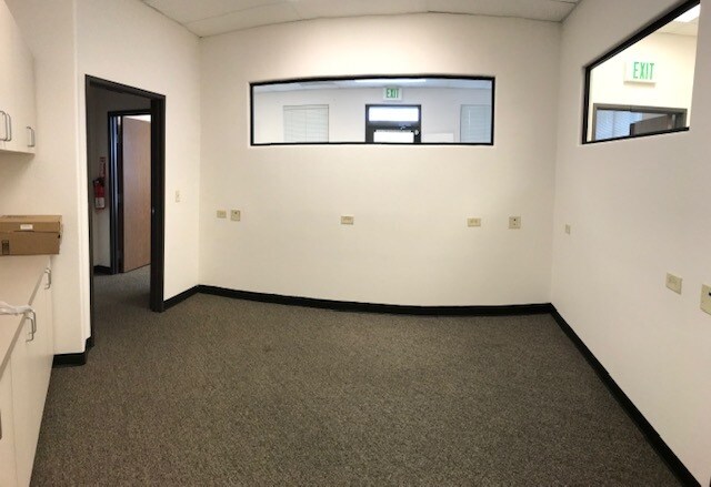 More Photos Of 198 S Coronado Dr, Sierra Vista Medical For Sale