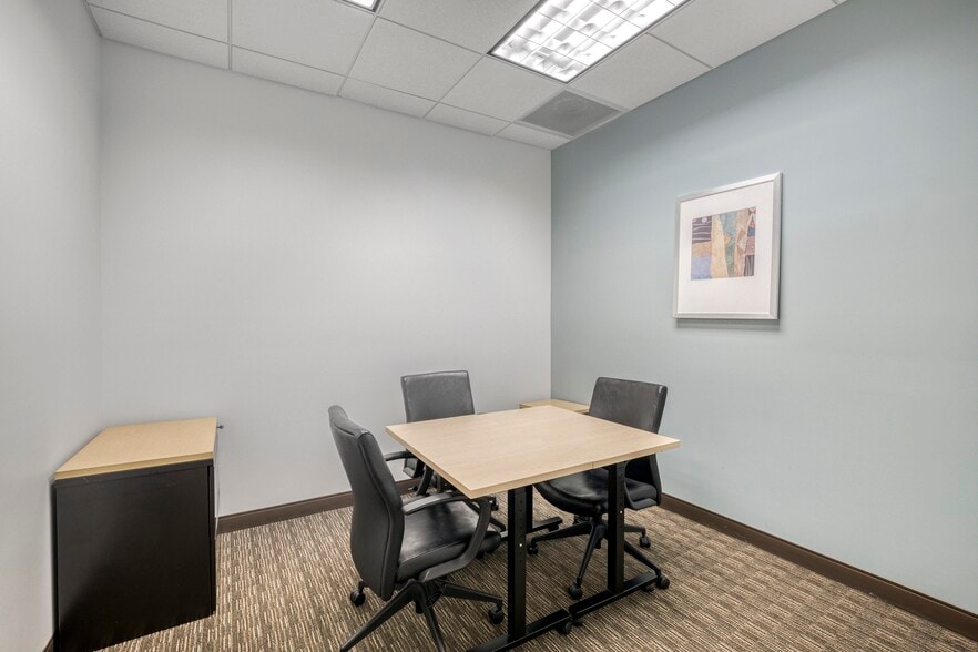 More Photos Of 11555 Heron Bay Blvd, Coral Springs Coworking Space