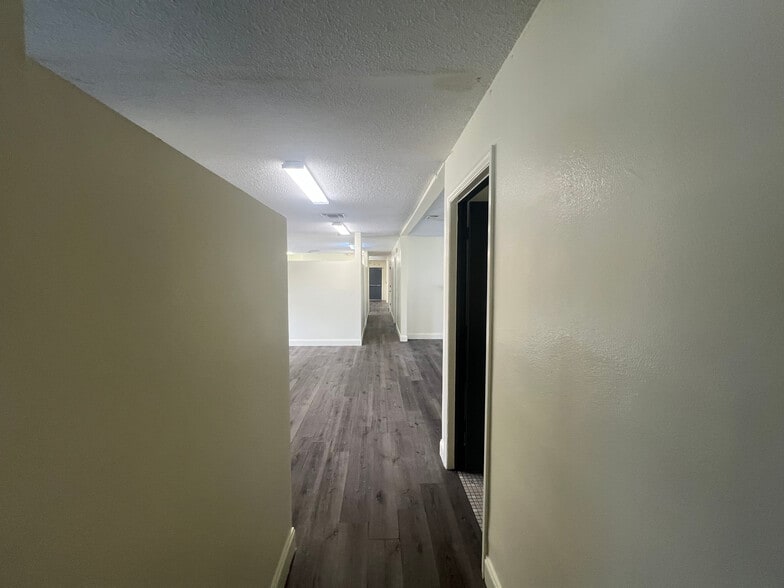More Photos Of 4527 Carter St, Orlando Daycare Center For Lease
