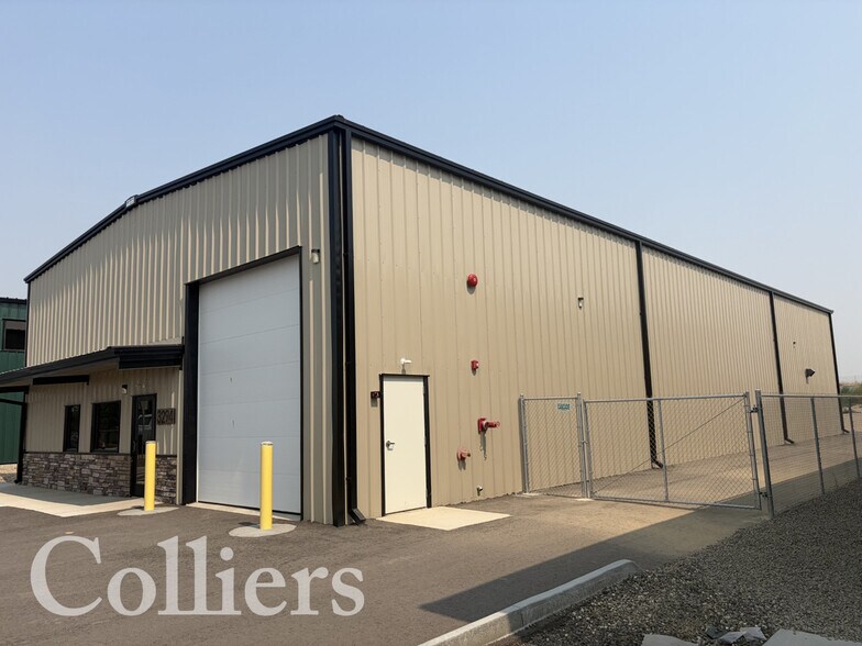 More Photos Of 3294 N Black Butte Ct, Nampa Warehouse For Lease