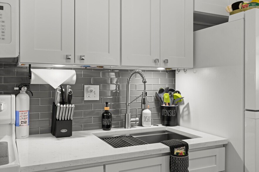 More Photos Of 2526 W Union St, Tampa Multifamily For Sale