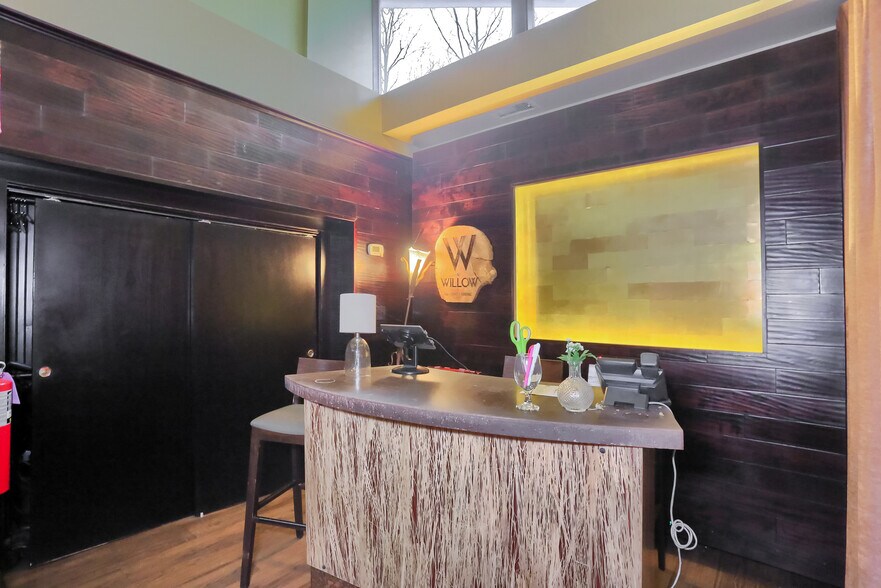 More Photos Of 634 Camp Horne Rd, Pittsburgh General Retail For Sale