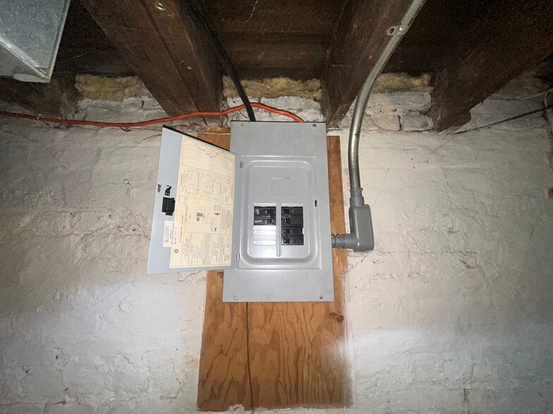 More Photos Of 4309 Clinton Ave, Cleveland Apartments For Sale