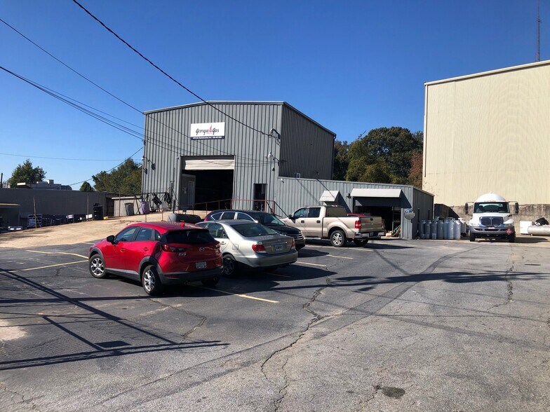 More Photos Of 1475 NW Old Chattahoochee Ave, Atlanta Warehouse For Sale