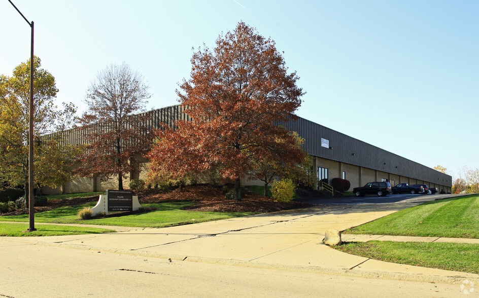 Primary Photo Of 4600 Hinckley Ind Pky, Cleveland Warehouse For Lease