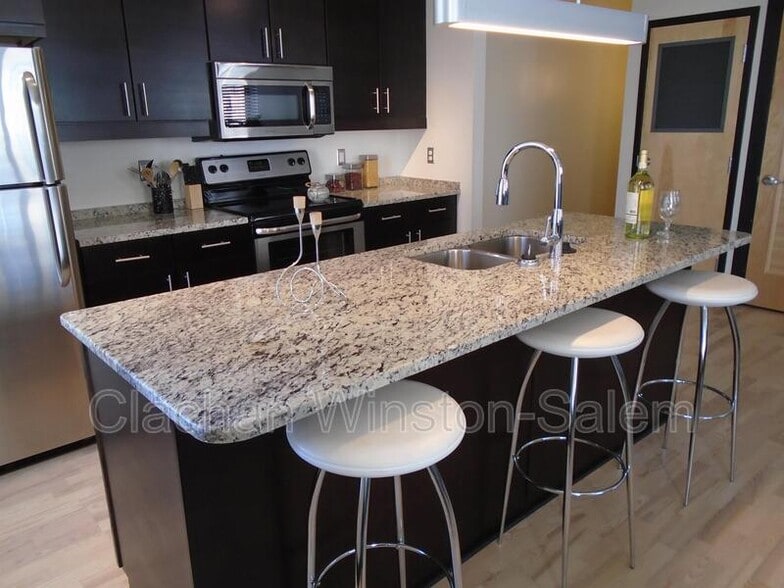 More Photos Of 50 W 4th St, Winston-Salem Apartments For Lease