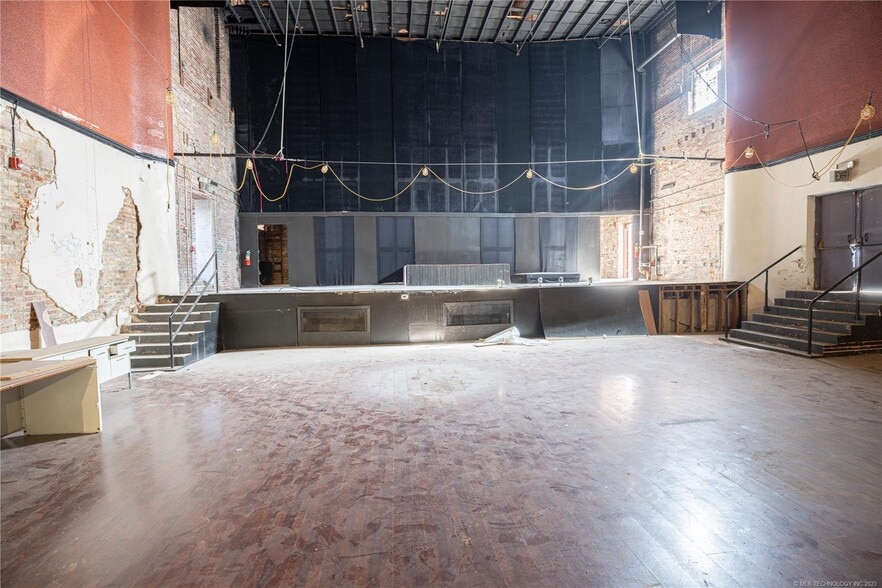 More Photos Of 201 W Main St, Ardmore Theater Concert Hall For Sale