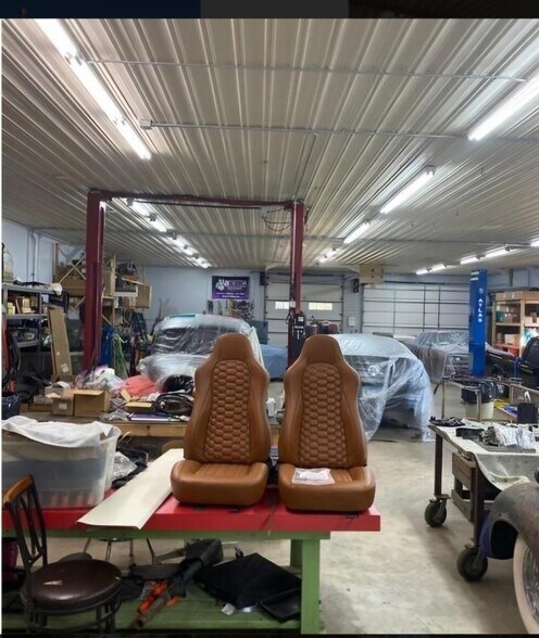 More Photos Of 1507 Saint Paul Rd, Faribault Flex For Sale