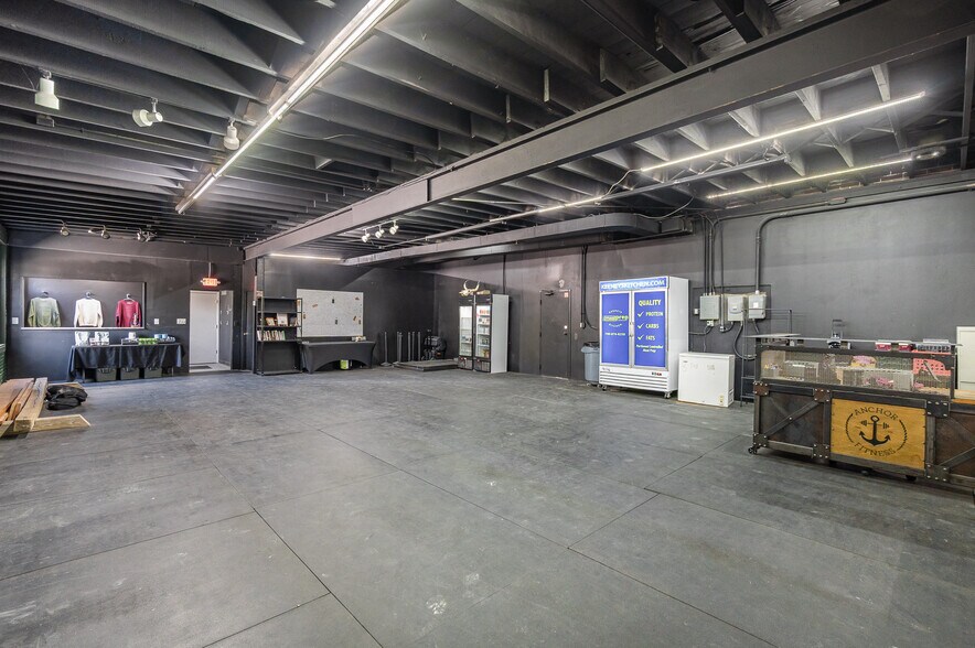 More Photos Of 77 Foundry Ave, Batavia Warehouse For Sale