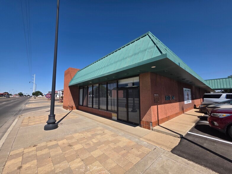 More Photos Of 3206-3212 34th St, Lubbock Storefront Retail Office For Lease