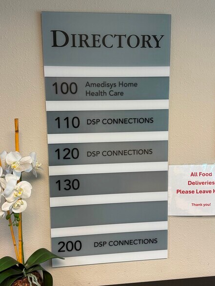 More Photos Of 3220 State St, Salem Office For Sale