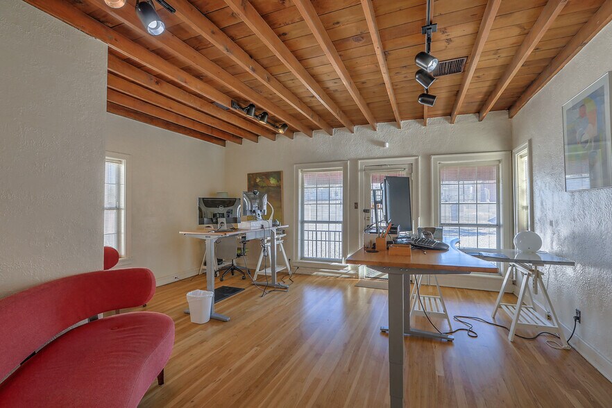 More Photos Of 3104 Monte Vista Blvd NE, Albuquerque Office For Sale