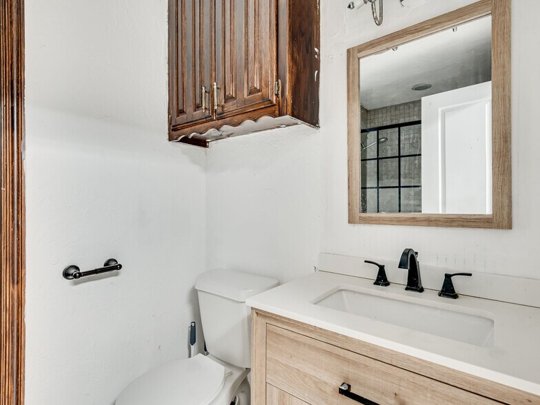 More Photos Of 3595 E State Highway 9, Norman Industrial For Sale