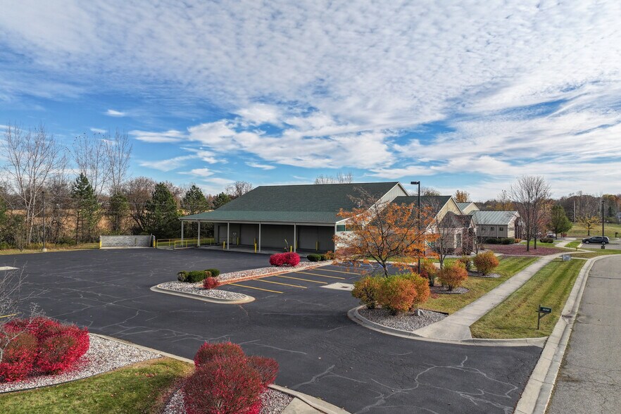 More Photos Of 1443 Granger Dr, Davison Medical For Lease