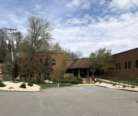 More Photos Of 29 Noblestown Rd, Carnegie Office For Lease