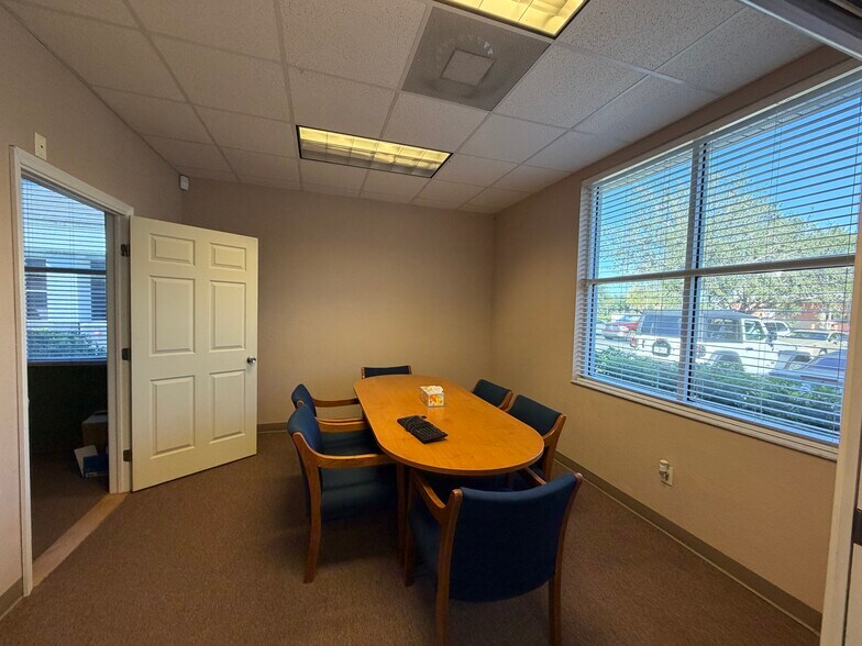 More Photos Of 6150 Diamond Centre Ct, Fort Myers Medical For Sale