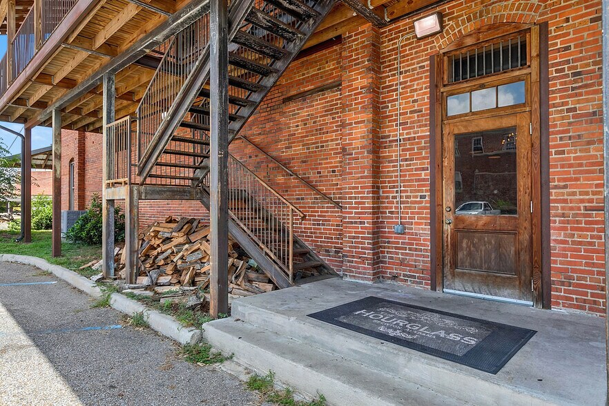 More Photos Of 220 Saint Joseph Ave, Brewton Lodge Meeting Hall For Sale