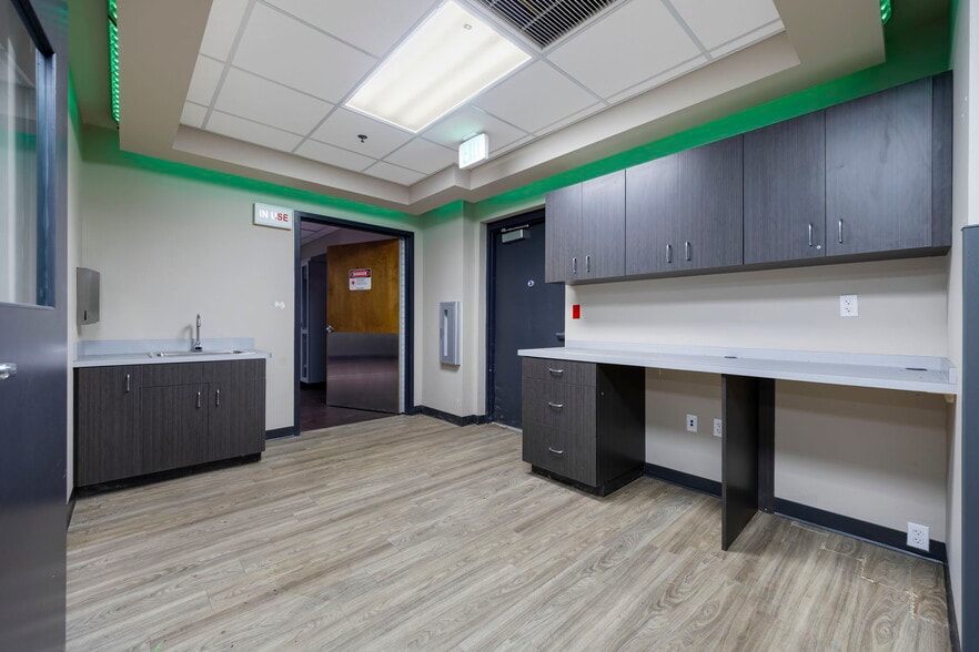 More Photos Of 23607 US HWY 27, Lake Wales Medical For Lease