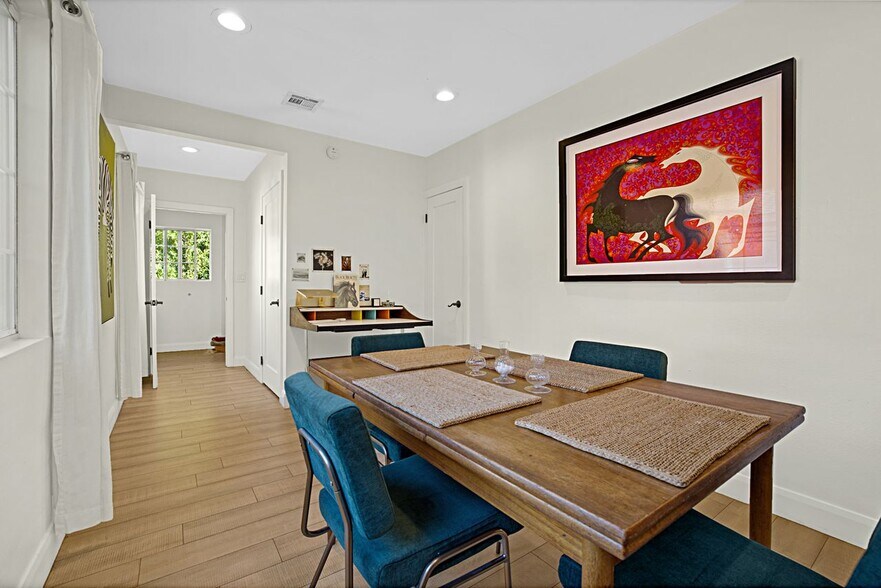 More Photos Of 7621 Norton Ave, West Hollywood Multifamily For Sale