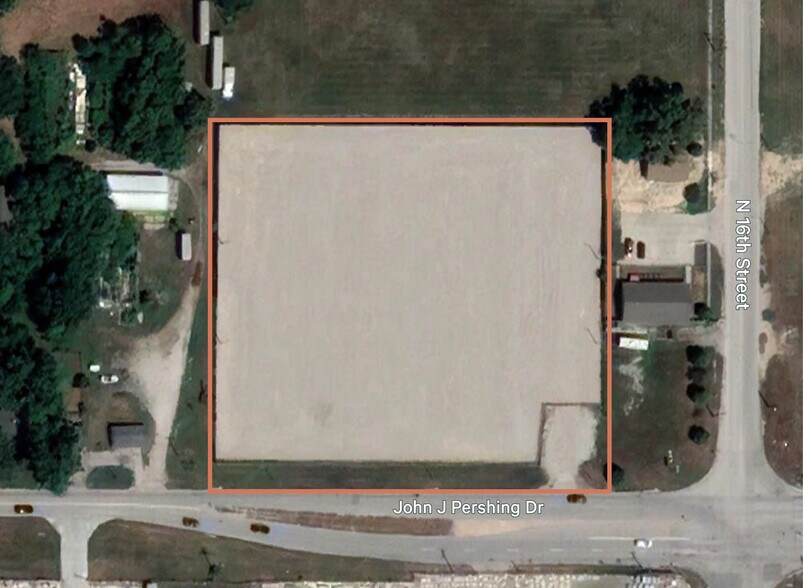 More Photos Of 6445 John J Pershing Dr, Omaha Land For Lease