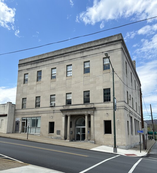 Primary Photo Of 518 Main St, Slatington Bank For Sale