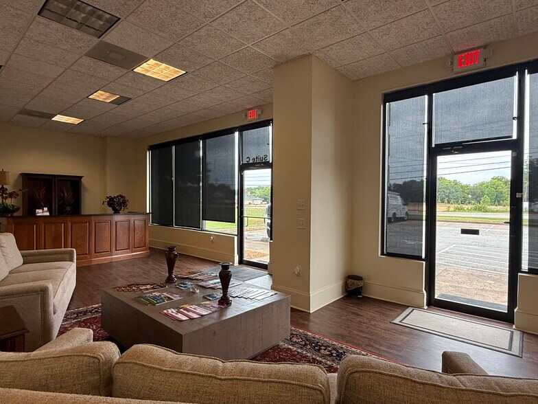 More Photos Of 1101 Greensboro Rd, Eatonton Coworking Space