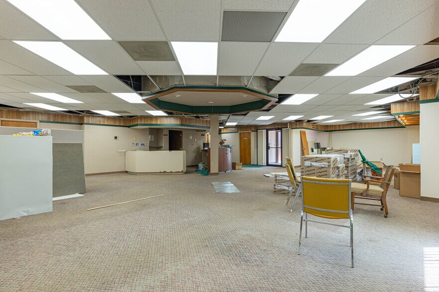 More Photos Of 4999 Northcutt Pl, Dayton Medical For Lease