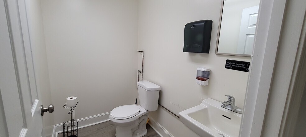 More Photos Of 8414 W Main St, Marshall Storefront Retail Residential For Lease