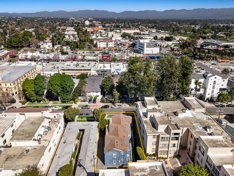 More Photos Of 14524-14530 Dickens St, Sherman Oaks Apartments For Sale