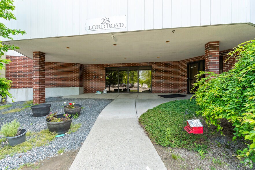 More Photos Of 28 Lord Rd, Marlborough Office For Lease