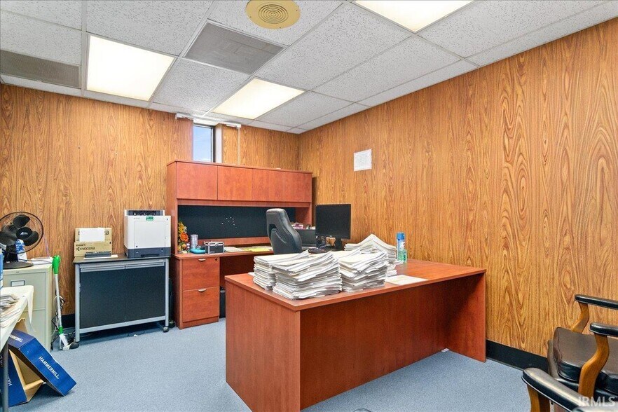 More Photos Of 903 Morton st, Oakland City Office For Sale