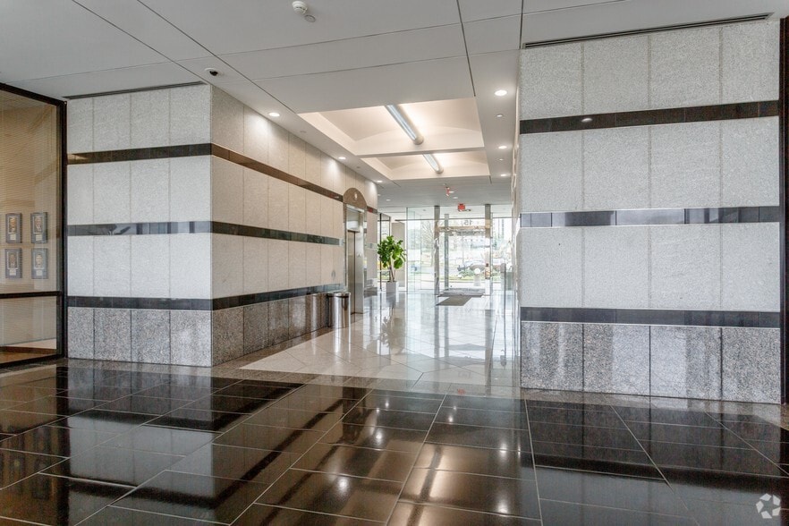 More Photos Of 15 Century Blvd, Nashville Office For Lease