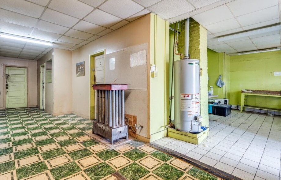More Photos Of 1310 Lorraine St, Houston Storefront Retail Residential For Sale
