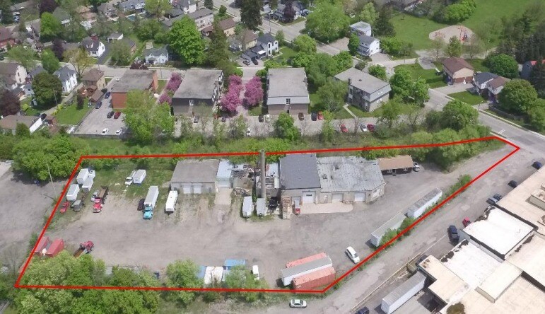 More Photos Of 426 Dolph St N, Cambridge Warehouse For Sale