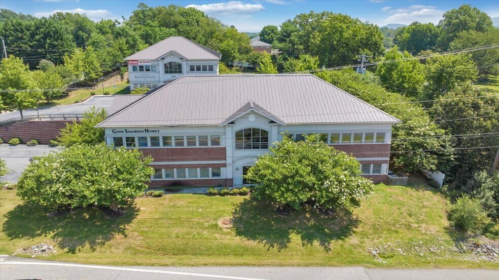 Primary Photo Of 2408 Electric Rd, Roanoke Medical For Lease