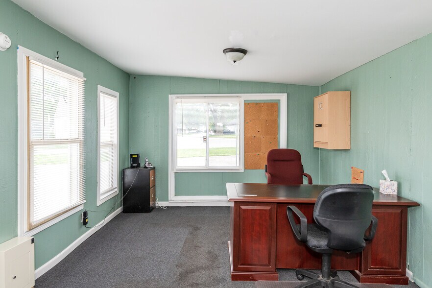 1854 Colonel Glenn Hwy, Beavercreek, OH 45324 Auto Repair For Sale