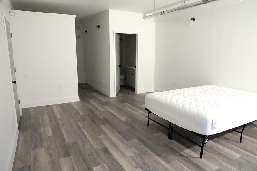 More Photos Of 405 Chickamauga Dr, Dayton Apartments For Sale