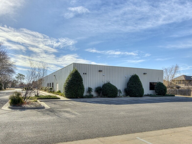 More Photos Of 9309 E Reno Ave, Midwest City Healthcare For Sale