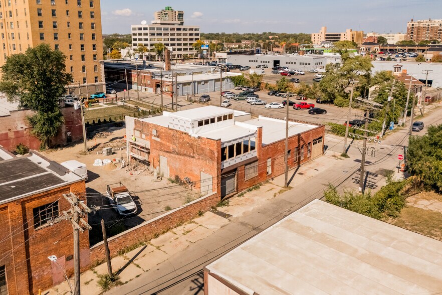 Primary Photo Of 277 Dubois St, Detroit General Retail For Sale