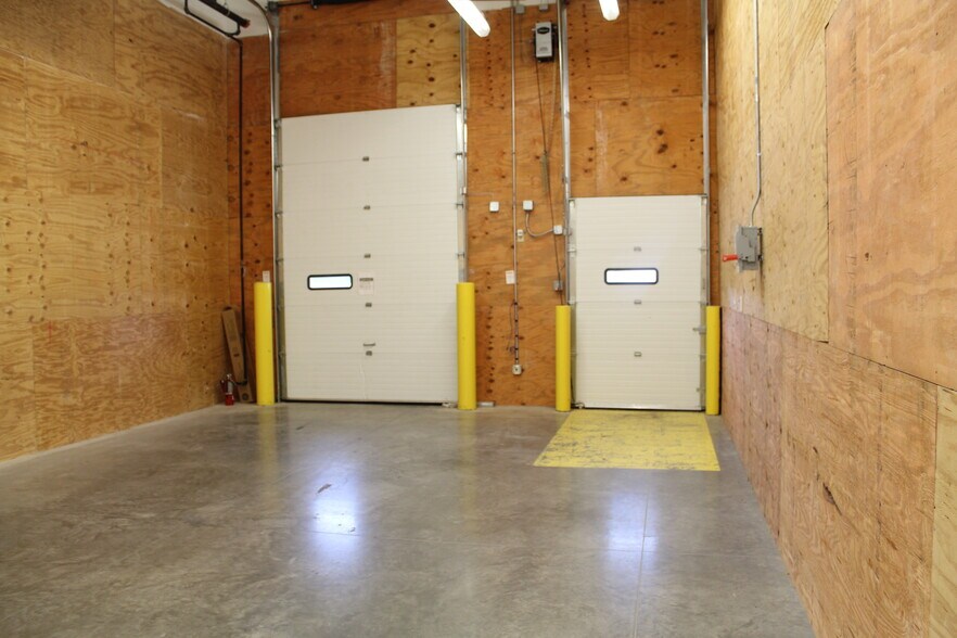 More Photos Of 908 NW 6th St, Tulia Freestanding For Sale