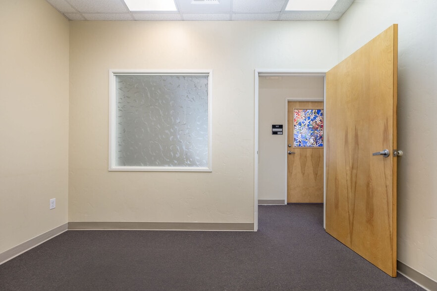 More Photos Of 345 Crown Point Cir, Grass Valley Flex For Lease